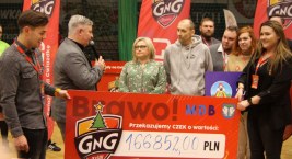 Łowicz. Rekordowe Gwiazdy na Gwiazdkę dla Marysi Szkop (foto, film)
