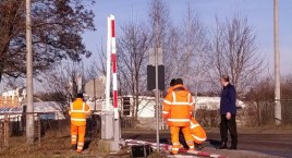 Łowicz Przedmieście. Nietrzeźwy kierowca uszkodził rogatki 