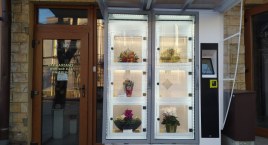 Łowicz. Pierwszy automat z bukiecikami już działa (foto)