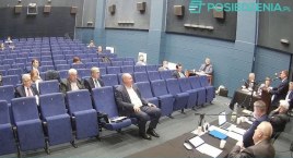 Łowicz. Rada miasta przeciwko zmianom w budżecie, skarbnik zapowiedziała rezygnację