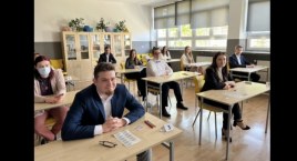 Łowicz. Egzamin maturalny w II LO (foto)