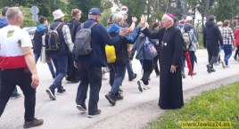 Łowicka Jaskółka. Mija trzeci dzień na pątniczym szlaku (foto, film)