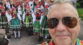 Jurek Owsiak na dożynkach w Kiernozi