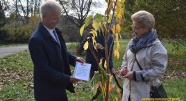 15 drzew na XV-lecie ŁUTW, czyli zazieleniamy Łowicz (foto,film)