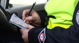 Nietrzeźwy na ul. Klickiego w Łowiczu