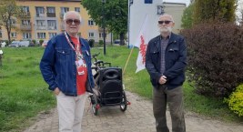Łowicz. Nie było pochodu z 50-metrową flagą Polski