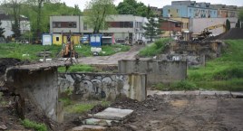 Łowicz. Filary mostu w ul. Mostowej również do rozbiórki (foto)