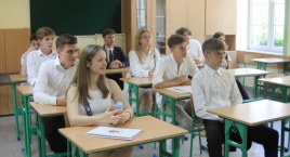 Maturzyści pijarskiego liceum odebrali świadectwa dojrzałości. Wszyscy zdali (foto, film)