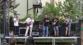 Łowicz. Koncert letni przy baszcie. Na scenie Koniunktura (foto, film)