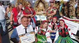 Dożynki Wojewódzkie 2023. KGW z gminy Zduny z nagrodą na najpiękniejszy wieniec dożynkowy! (foto)