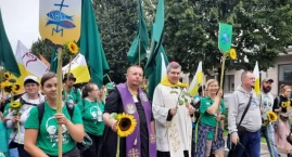 29. Łowicka Piesza Pielgrzymka Młodzieżowa na Jasną Górę. Rozmowa z przewodnikiem ks. Jackiem Zielińskim