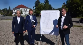 Radni z Klubu PiS mówią o nieruchomościach w Łowiczu (foto,film)