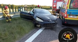 Autostrada A2. Kierowca osobówki uderzył w bariery energochłonne