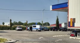 Kolizja ciężarówki z osobówką na ul. Poznańskiej (foto)