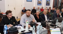 Łowicz. Bez decyzji w sprawie sprzedaży mieszkań komunalnych (foto)