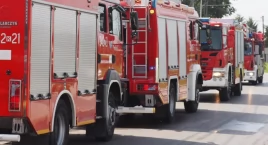 Pożar w Łowiczu. Akcja strażaków trwała ponad dwie godziny