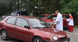 Święty Krzysztof patronem bezpiecznych dróg. Święcenie pojazdów w łowickich parafiach