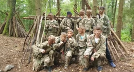 Wychowankowie MOS Kiernozia na survivalowym wyjeździe (foto)