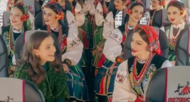 Stroje łowickie na Stadionie Narodowym – folklor zac…