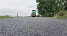 Modernizacja drogi Oszkowice–Piaski Bankowe wchodzi w kluczowy etap (foto)