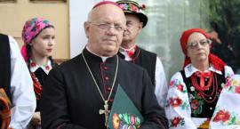 Biskup Zawitkowski został wybudzony ze śpiączki