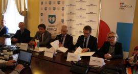 Kolej zawarła ostatnią umowę na modernizację linii E20 - VIDEO