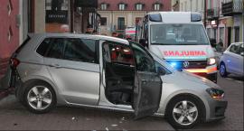 Re:Na Zduńskiej auto uderzyło w ścianę budynku. Są osoby poszkodowane