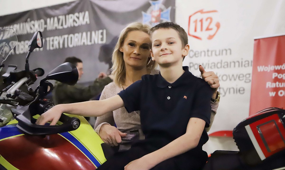 9-letni Szymon Lis z Elbląga uratował dawną szkołę przed pożarem i został odznaczony