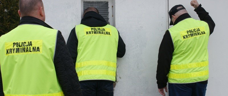 Ukrywał się przez 8 lat. Łowcy cieni z Elbląga dopadli go w Tolkmicku
