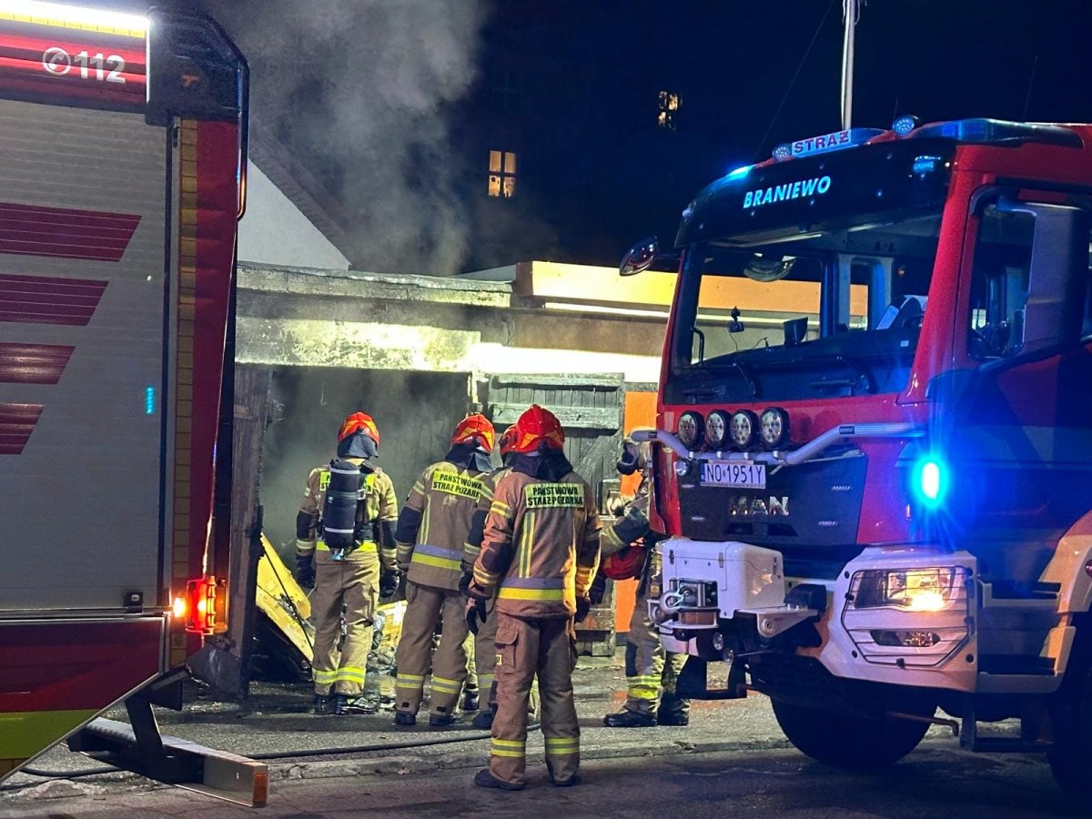 Braniewo: Pożar w garażu szybko ugaszony