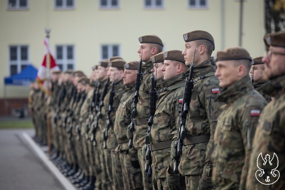 Żołnierze Wojsk Obrony Terytorialnej złożyli przysięgę w Braniewie [ZDJĘCIA]