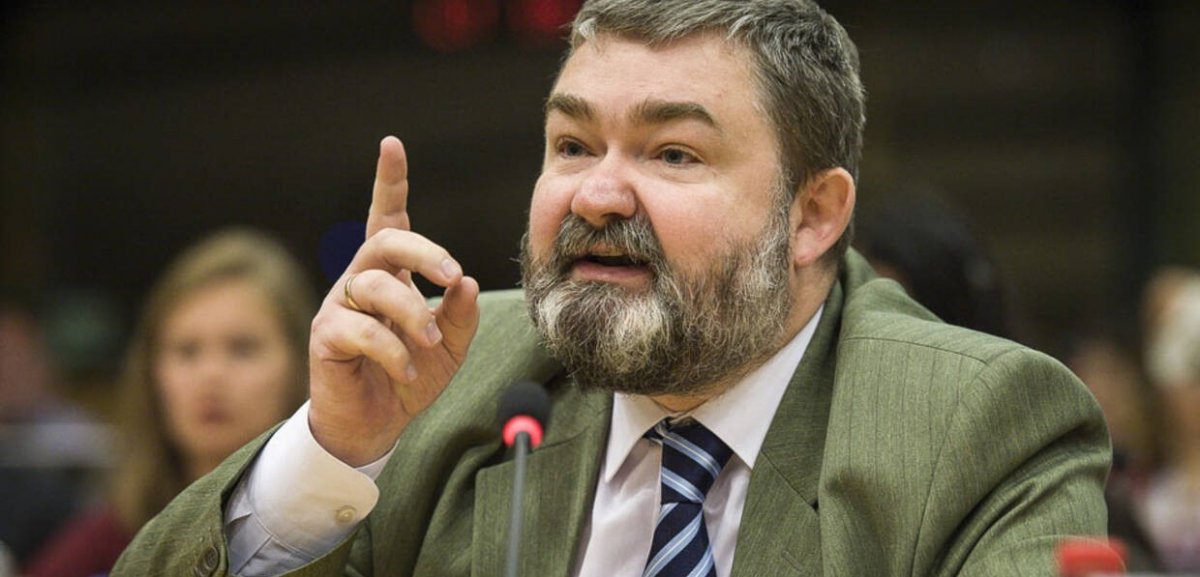 Karol Karski usłyszał zarzuty ws. Collegium Humanum. Były europoseł PiS nie przyznaje się do winy