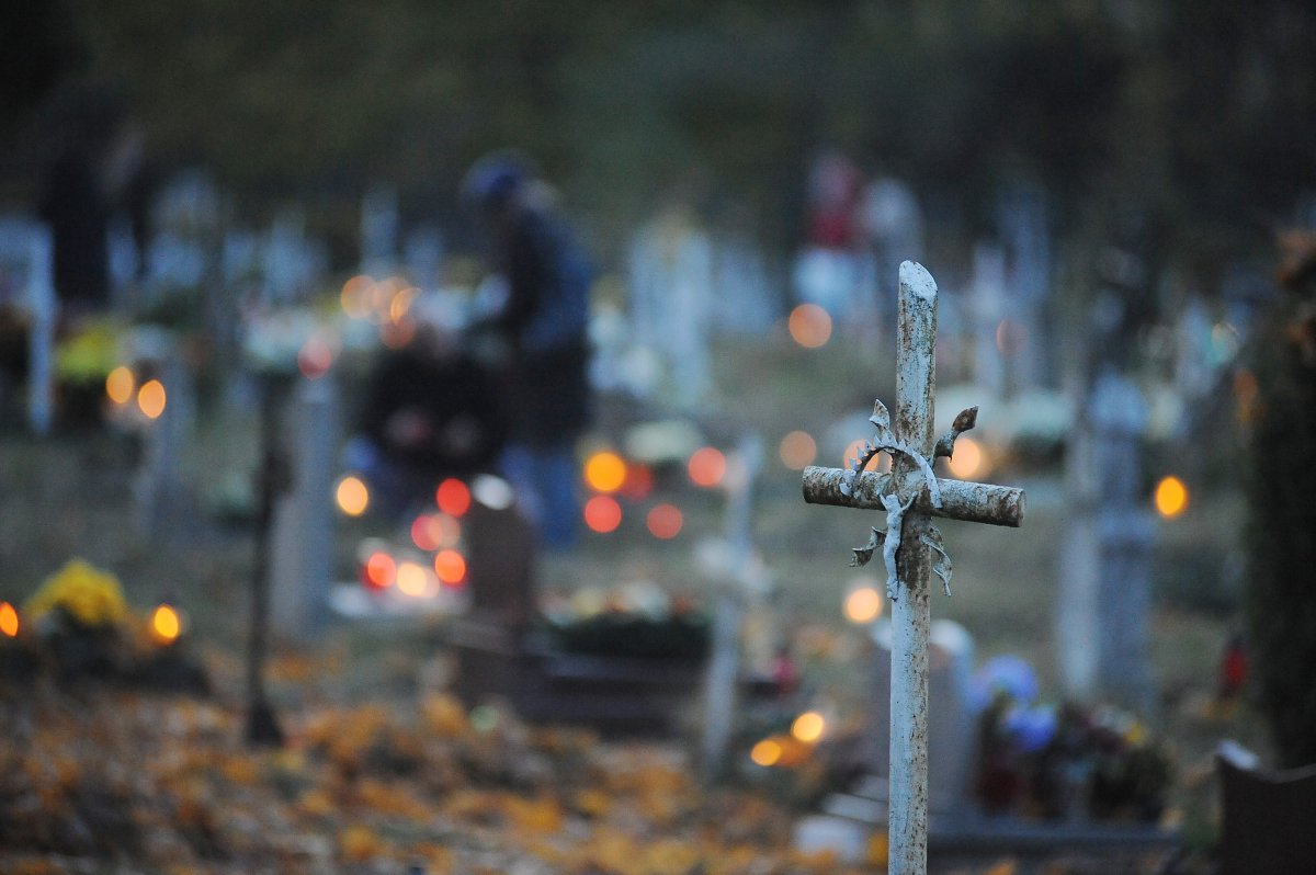 Wierzono, że dusze zmarłych powracają jako ptaki. Zaduszki były świadectwem wiary w nieśmiertelność duszy i przejawem kultu przodków, którzy mieli nieustannie wpływać na losy ludzi żyjących
