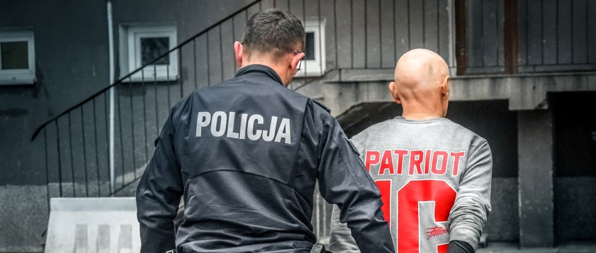
44-latek zatrzymany w Młynarach dzięki informacji z Krajowej Mapy Zagrożeń Bezpieczeństwa. Sprawa jest rozwojowa, policjanci nie wykluczają kolejnych zatrzymań
