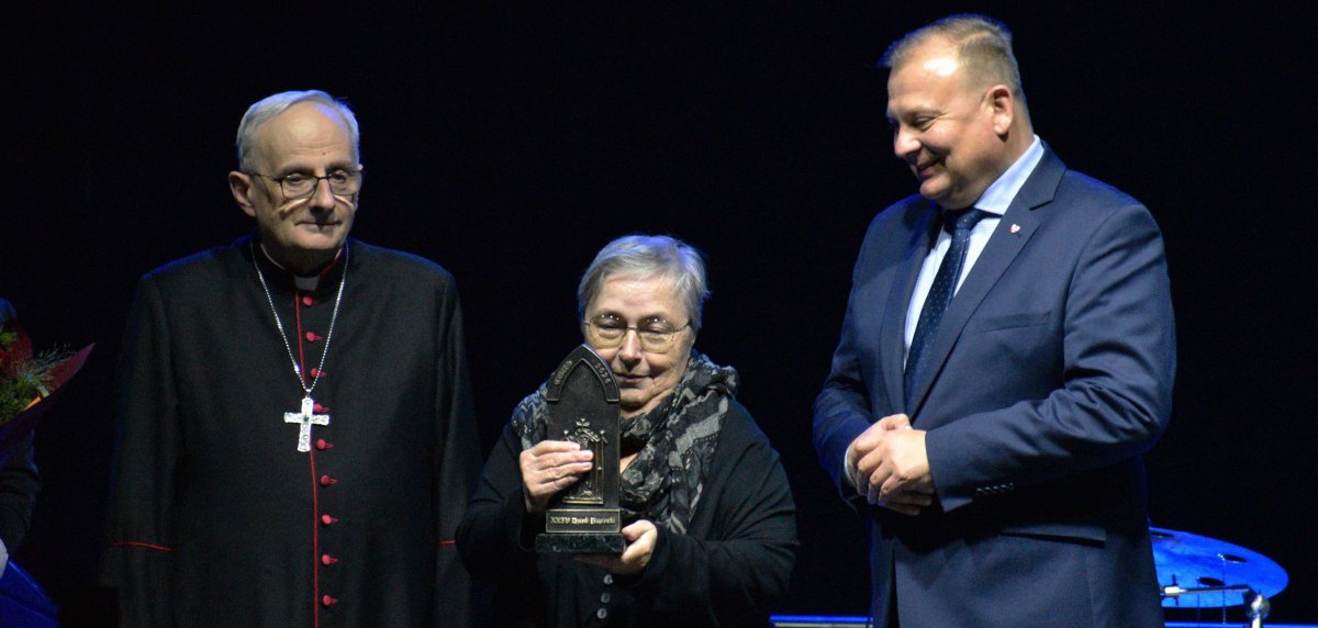 XXIV Dni Papieskie: Nagroda TUUS 2024 dla Marii Gawryluk