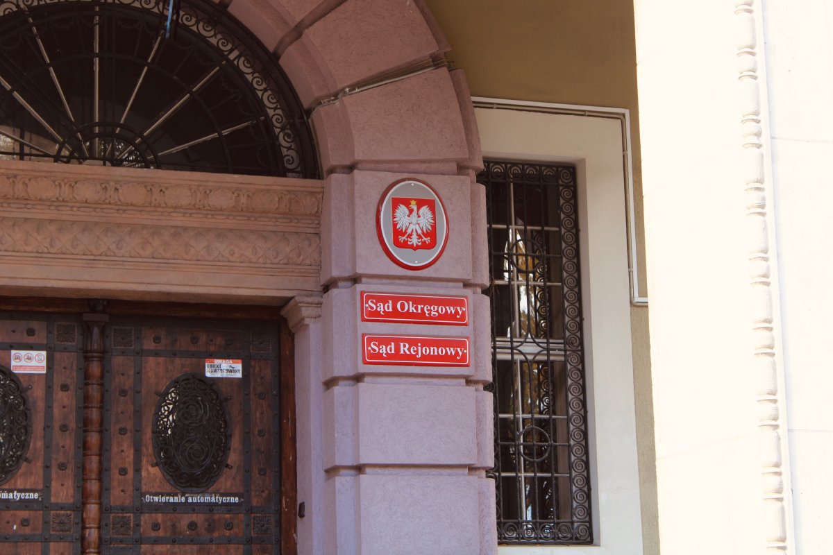 Były pielęgniarz stanął przed sądem. Odpowie za posiadane i rozpowszechniane pornografii dziecięcej i treści z udziałem zwierzęcia