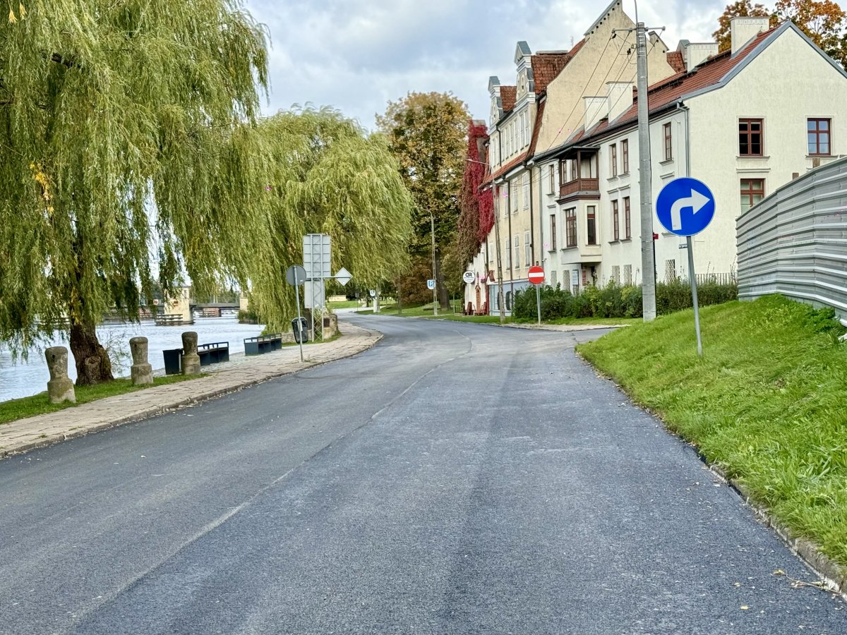 Ulica Bulwar Zygmunta Augusta już bez dziur. Droga jest już otwarta
