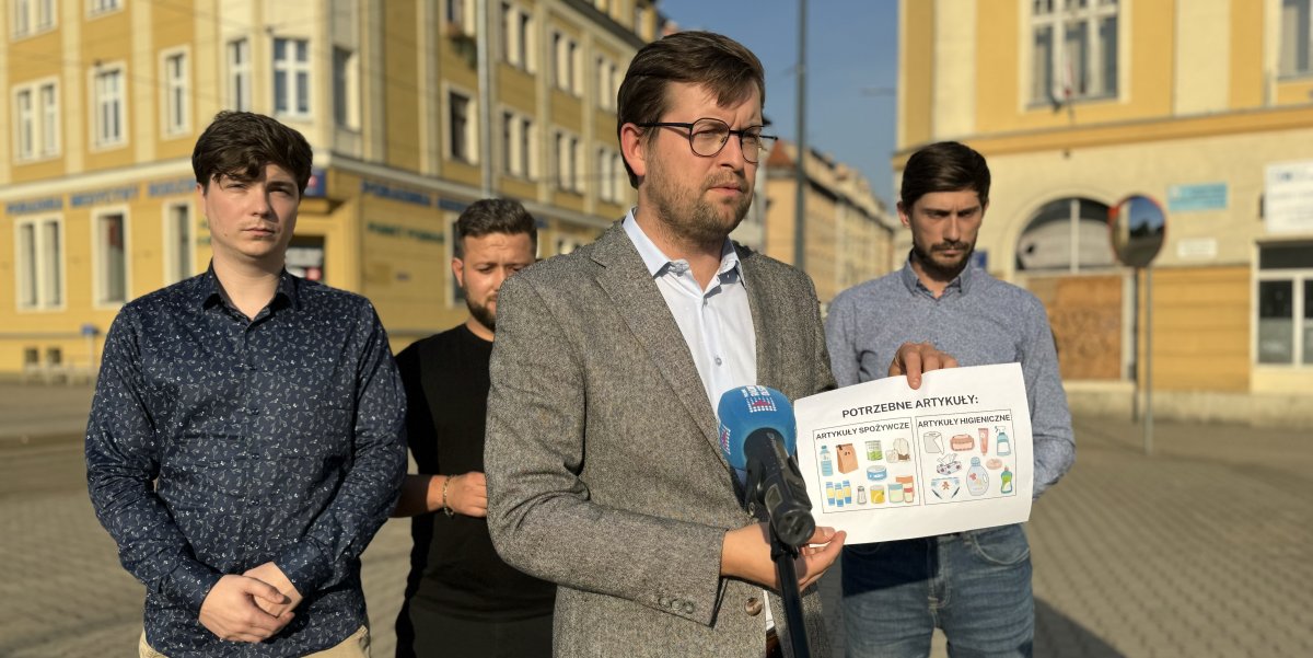 Poseł Andrzej Śliwka i elbląscy radni PiS zbierają dary dla powodzian
