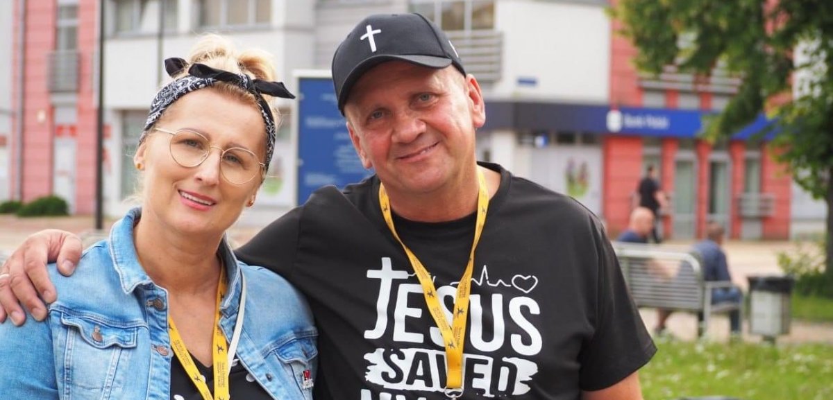Beata i Piotr Grzeszczuk z elbląskiego oddziału Teen Challenge już od 10 lat niosą ludziom nadzieję i wsparcie [ROZMOWA]
