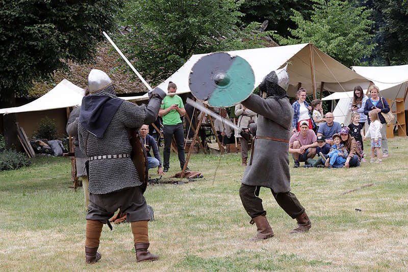 Wikiński festiwal w murach Muzeum Archeologiczno-Historycznego i na Bulwarze Zygmunta Augusta w sobotę 29 czerwca 