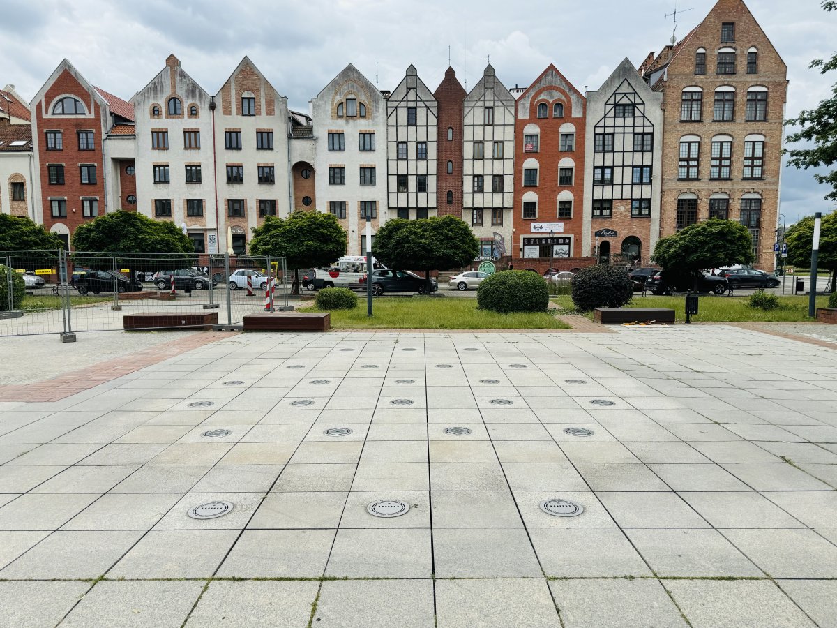 Remont Placu Katedralnego (prawie) dobiegł końca. Tu odbędą się Dni Elbląga 2024