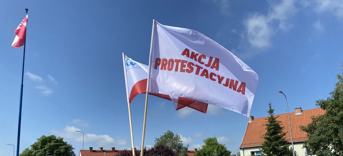 Strajk wstrzymany, ale EPWiK oflagowany. Pracownicy Elbląskiego Przedsiębiorstwa Wodociągów i Kanalizacji domagają się kolejnych podwyżek. Czy to oznacza wzrost rachunków za wodę i ścieki?