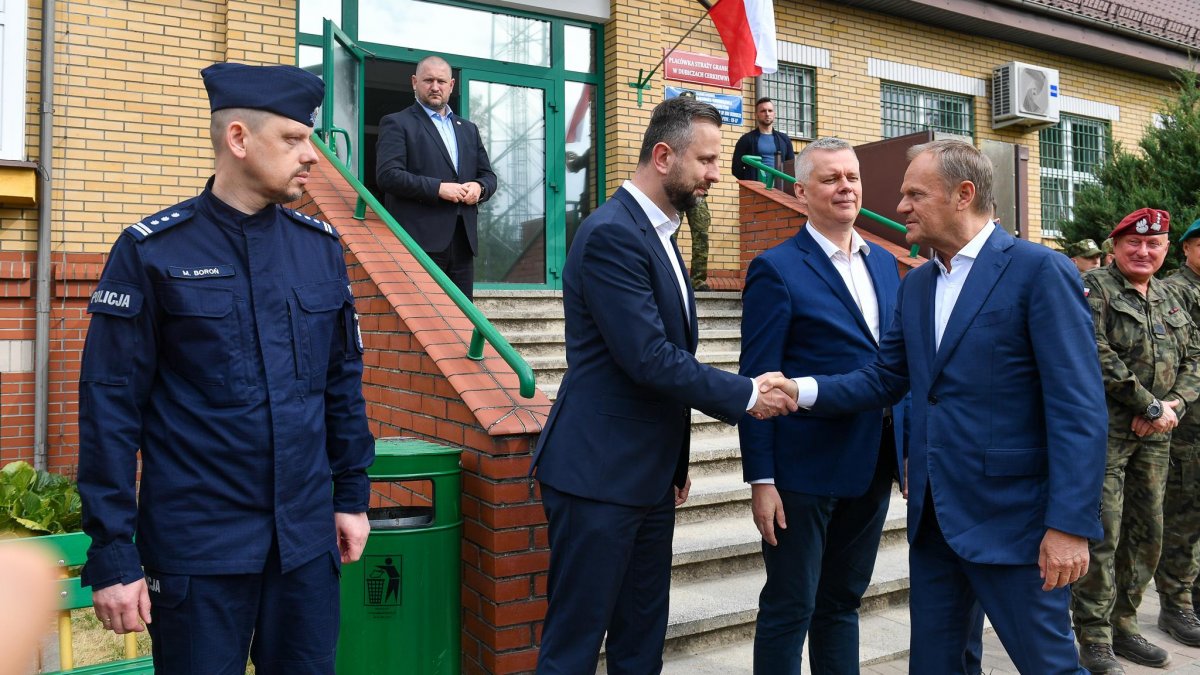 PO w sprawach dotyczących bezpieczeństwa mówi obecnie językiem PiS sprzed 15 października [OPINIA]