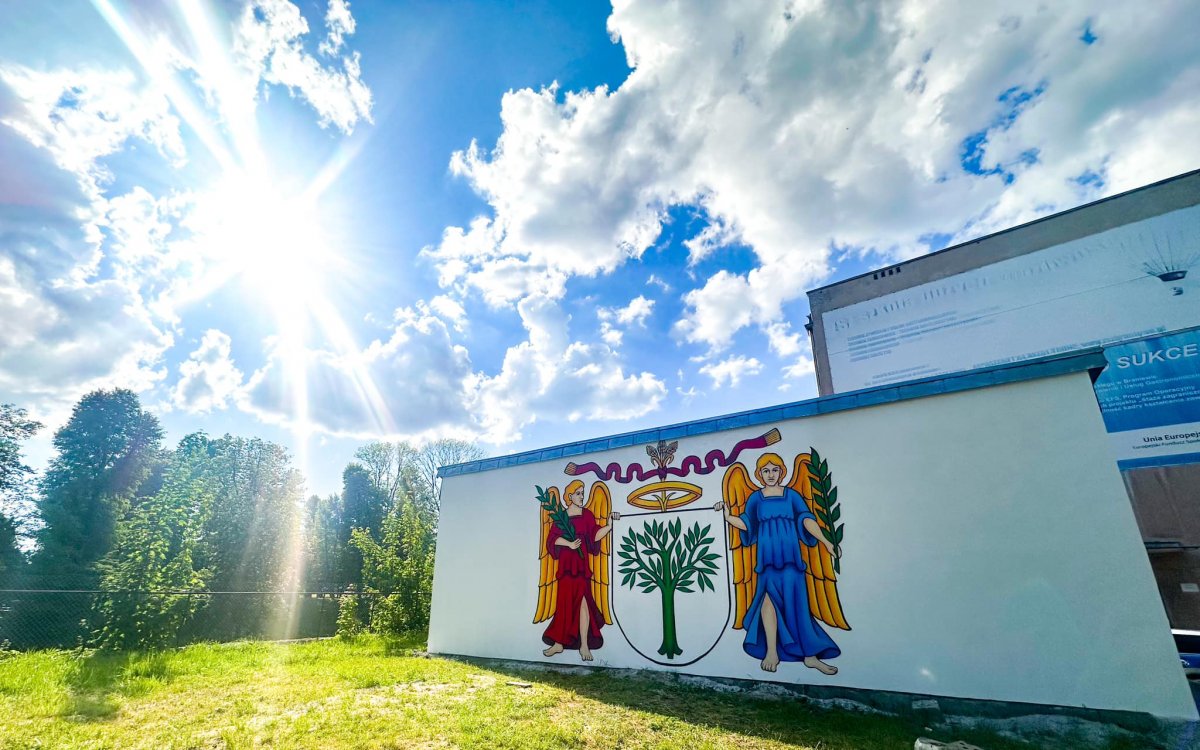 Braniewo: Nowy mural z herbem miasta