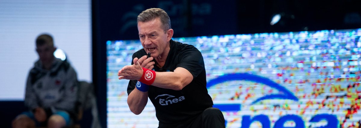 Andrzej Korpacki to nie tylko dyrektor Zespołu Państwowych Szkół Muzycznych w Elblągu. Jest też zapaśnikiem, trenerem, sędzią sportowym i prezesem Polonii Elbląg