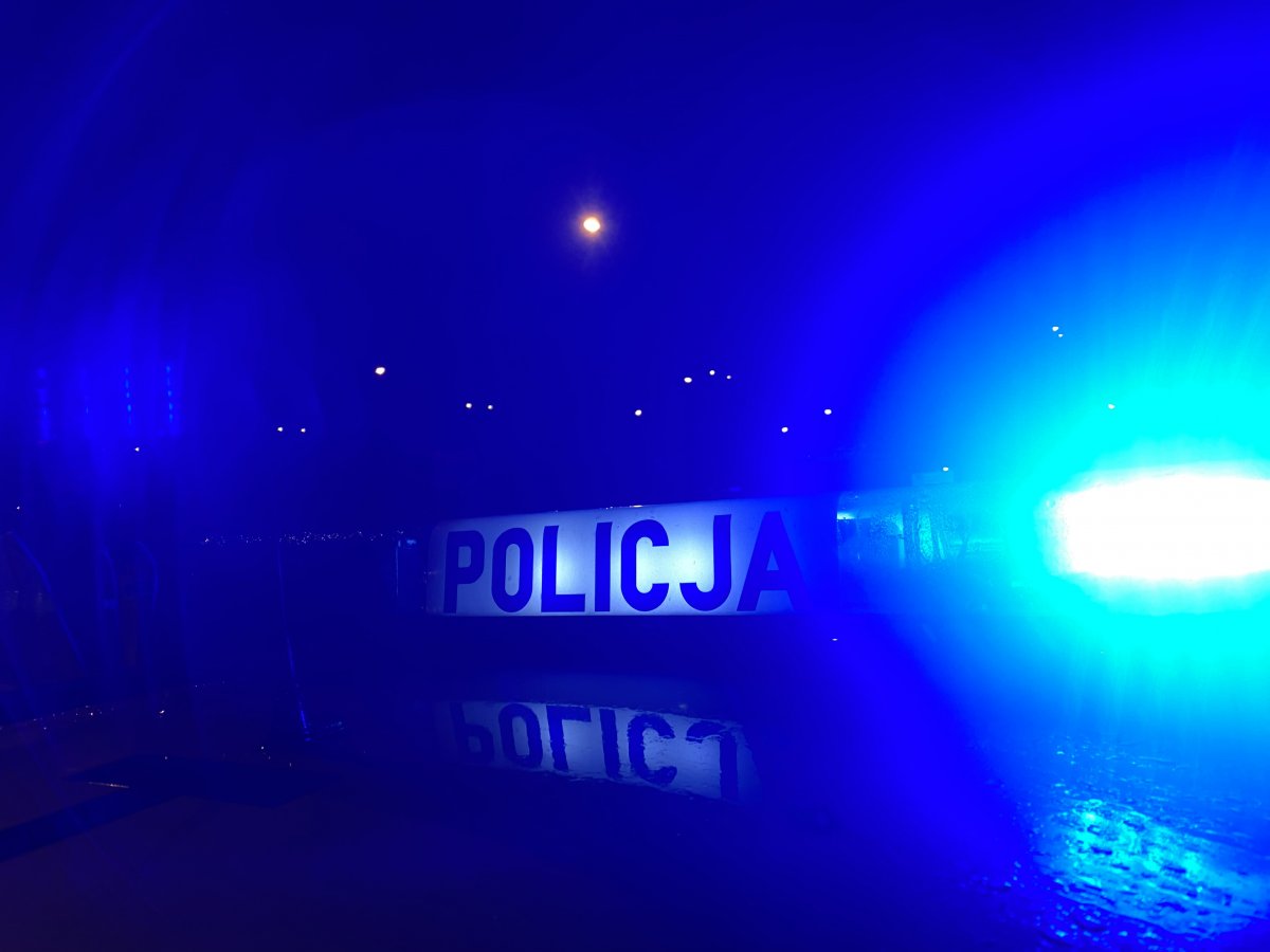 Zarzuty znęcania się dla kobiety, która uderzyła partnera kością z zupy podczas kłótni o wynik wyborów samorządowych