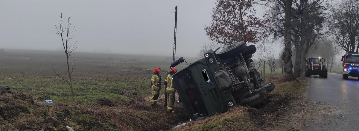 Płoskinia: Wypadek drogowy z udziałem pojazdu wojskowego 