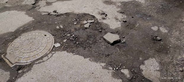Dziury na elbląskich ulicach. Mieszkańcy tracą cierpliwość, Zarząd Dróg Urzędu Miejskiego odpowiada