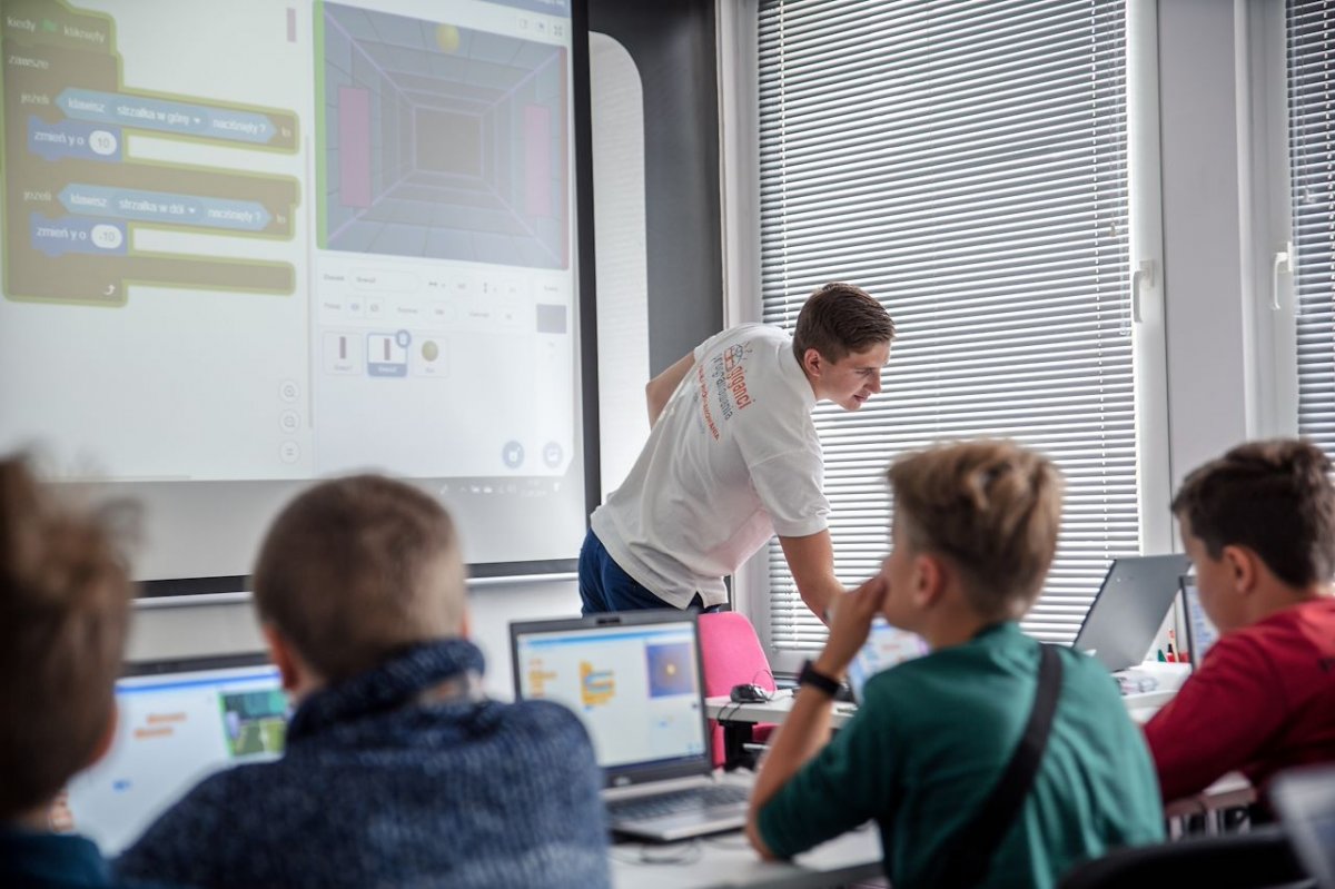 Koduj z Gigantami po raz czternasty! Zapisy na największe bezpłatne warsztaty z
programowania trwają!
