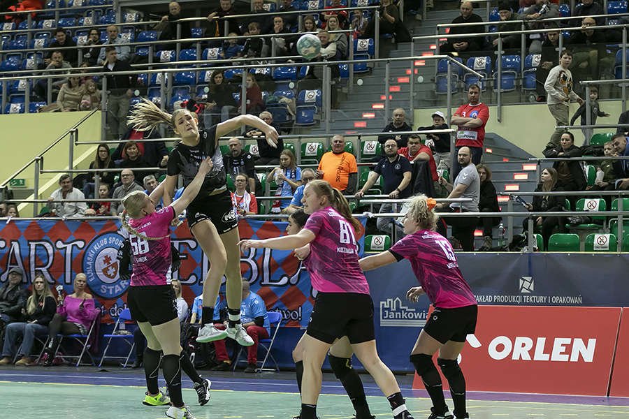 ORLEN SUPERLIGA PIŁKI RĘCZNEJ KOBIET.  Piłkarki ręczne Startu Elbląg pokonały Handball JKS Jarosław